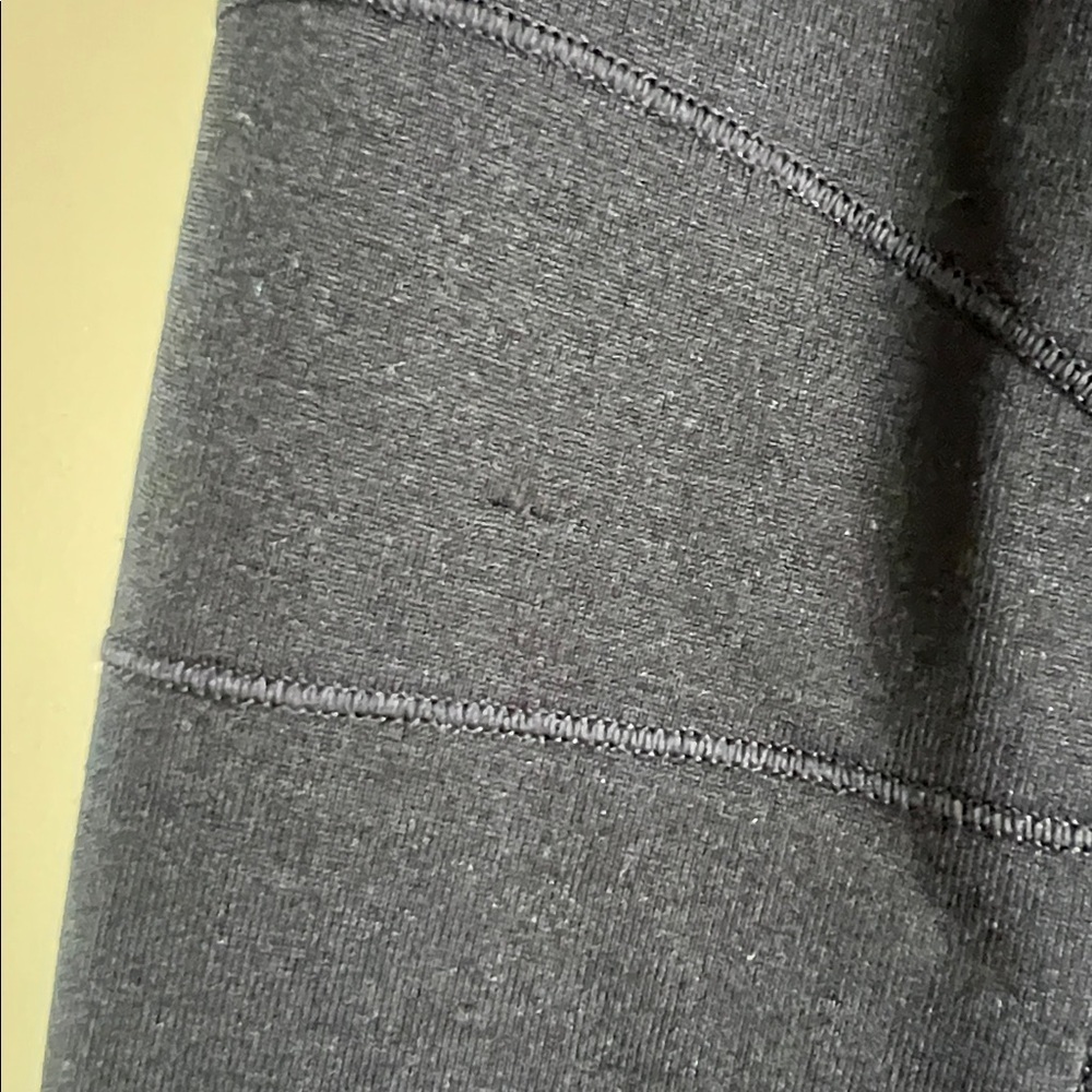 Lululemon Snug Sprinter Jacket - Picture 10 of 13